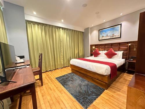 Numinous Hotel,,3 star