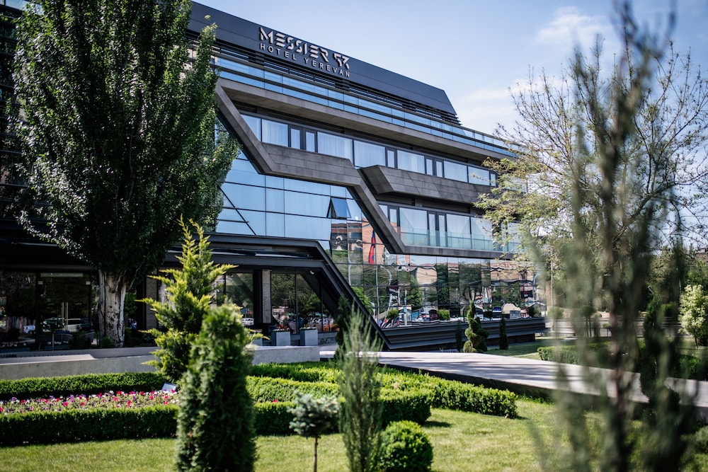 messier 53 hotel yerevan