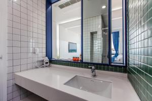 bluespring boutique hotel