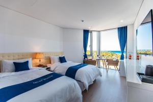 bluespring boutique hotel