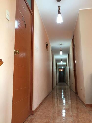 Hostal Rodinn,,2 star
