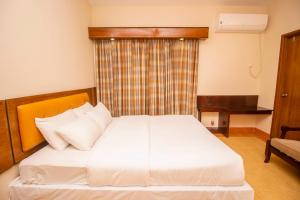 rafflesia serviced apartments