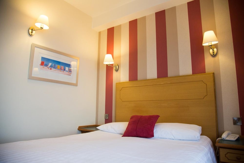 viking hotel adults only
