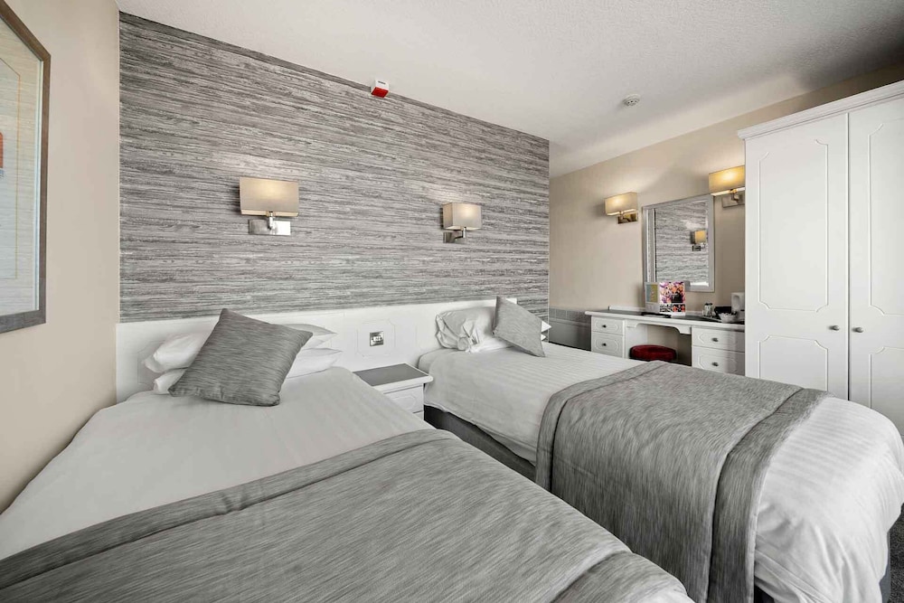 viking hotel adults only