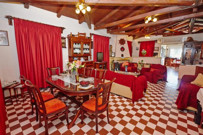 anemelia villa