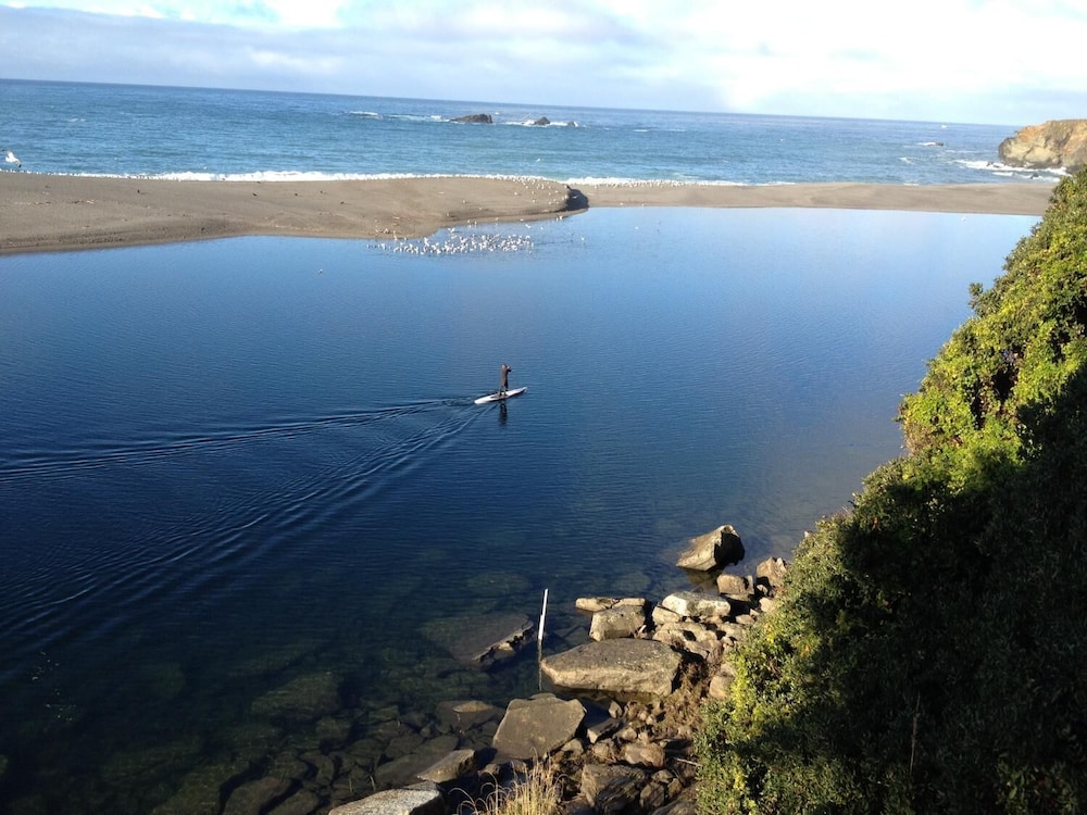 Surf Inn,Mendocino>>Gualala,3 star