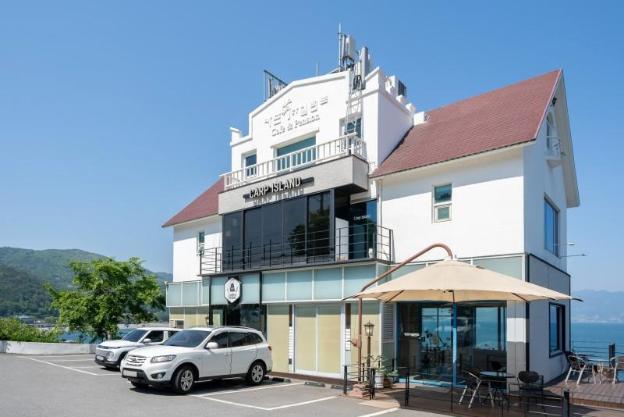 yeosu carp island pension