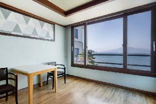 yeosu carp island pension