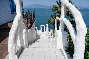 Yeosu Carp Island Pension,Near Manseongni Black Sand Beach,3 star