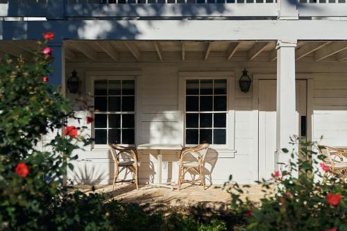 shady villa hotel