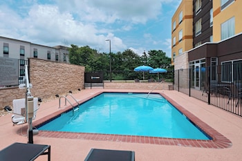 Fairfield Inn & Suites By Marriott Dublin,Laurens County>>Dublin,3 star