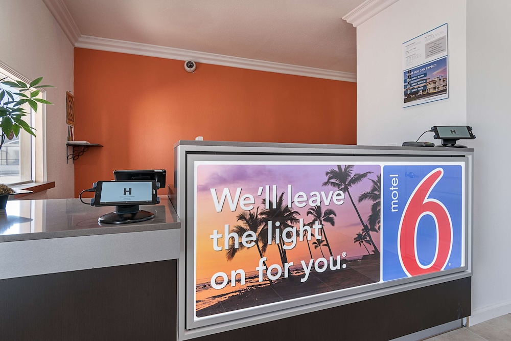 motel 6 lomita ca
