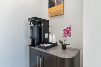 motel 6 lomita ca