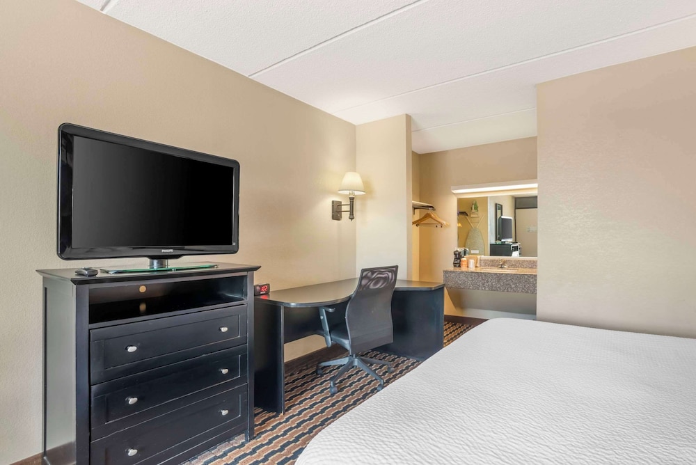 days inn by wyndham wilkesboro