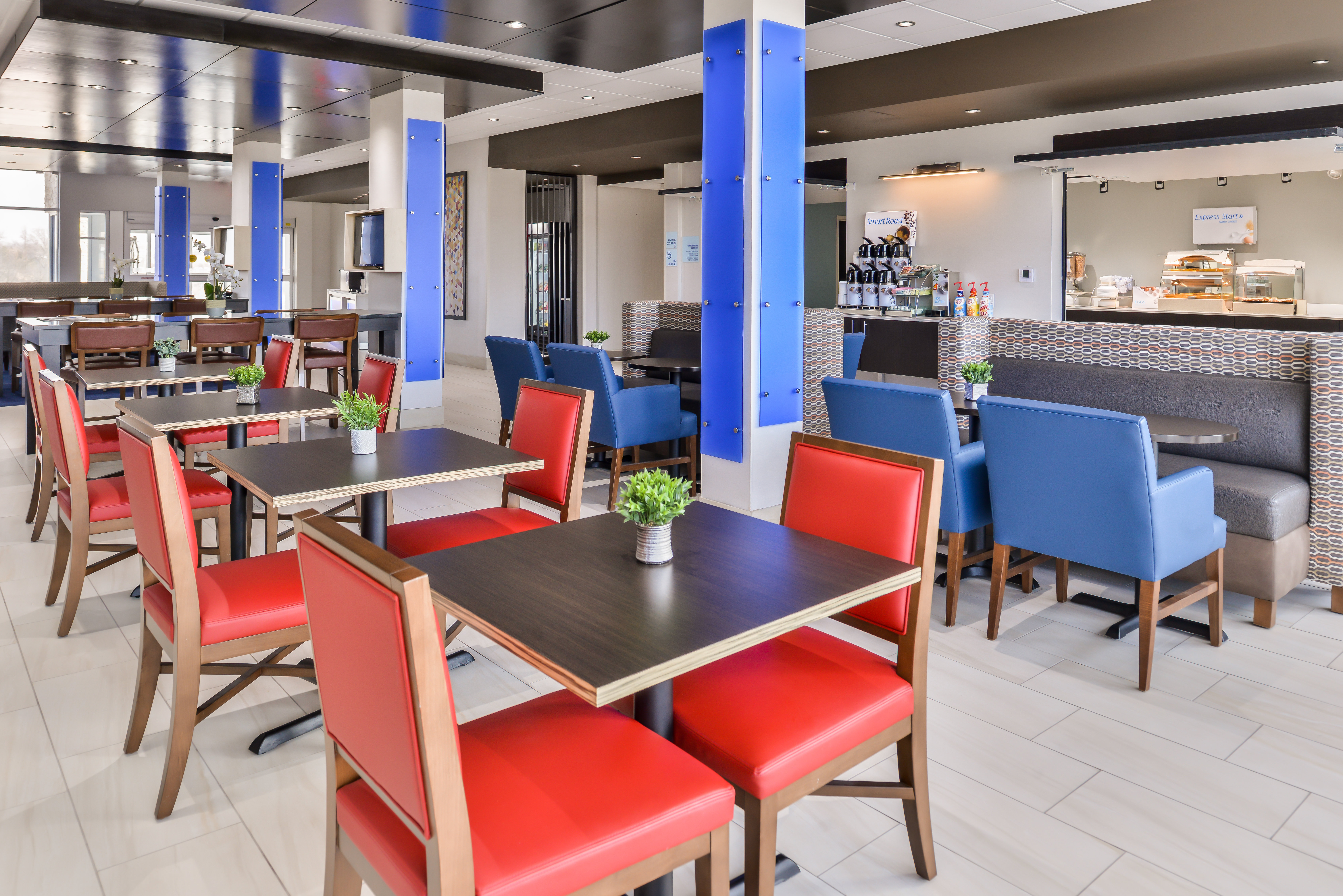 holiday inn exp and sts kansas city lees summit