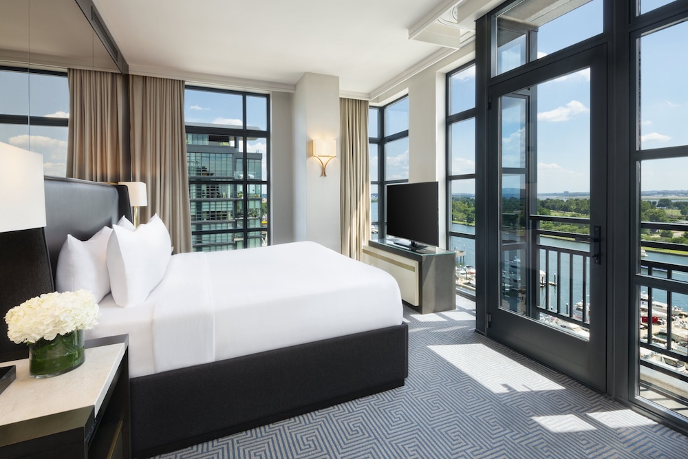 intercontinental washington d c the wharf by ihg
