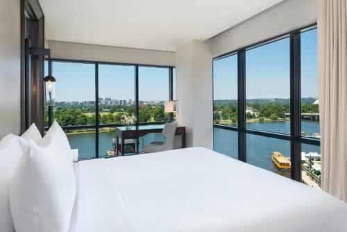 intercontinental washington d c the wharf by ihg
