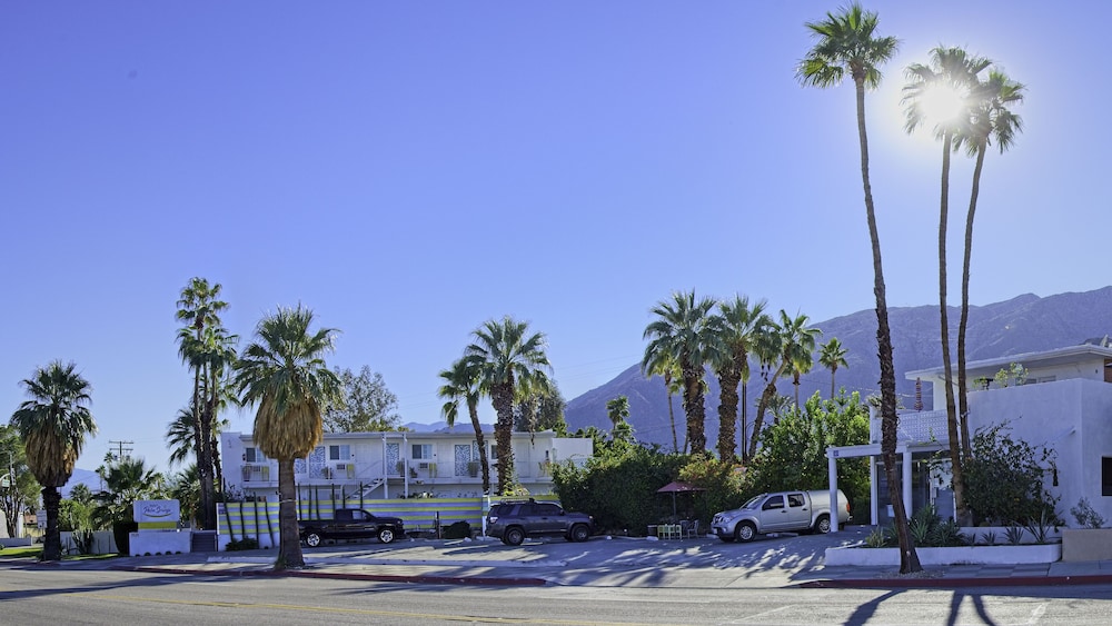 inn at palm springs