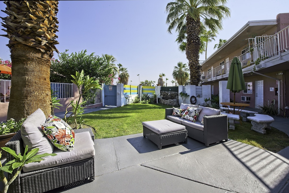 inn at palm springs