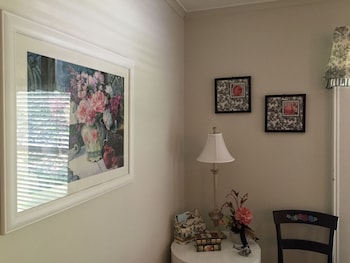 18 vine inn and carriage house