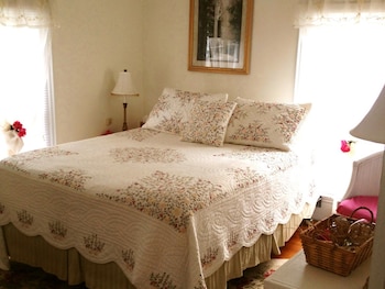 18 vine inn and carriage house