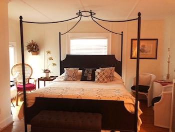 18 vine inn and carriage house