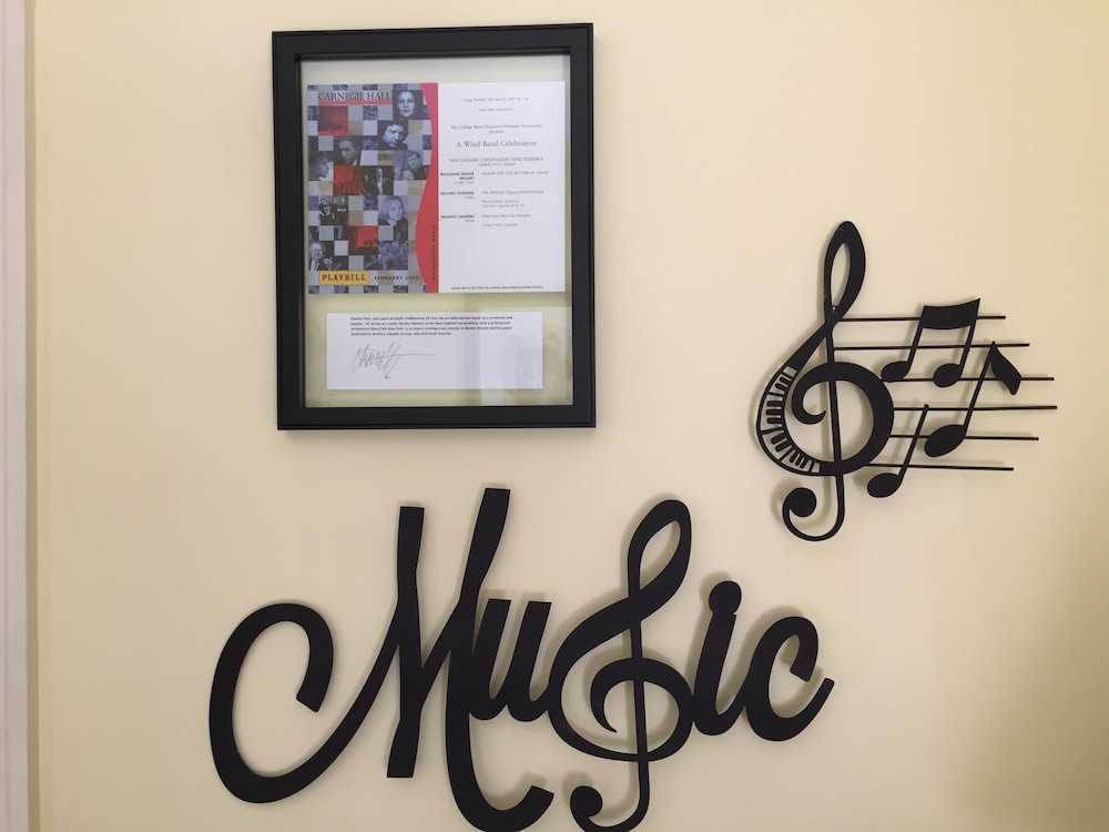 18 vine inn and carriage house