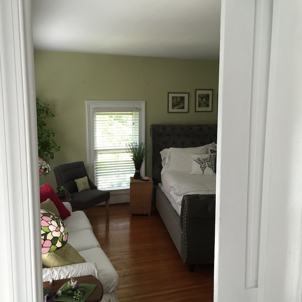 18 vine inn and carriage house