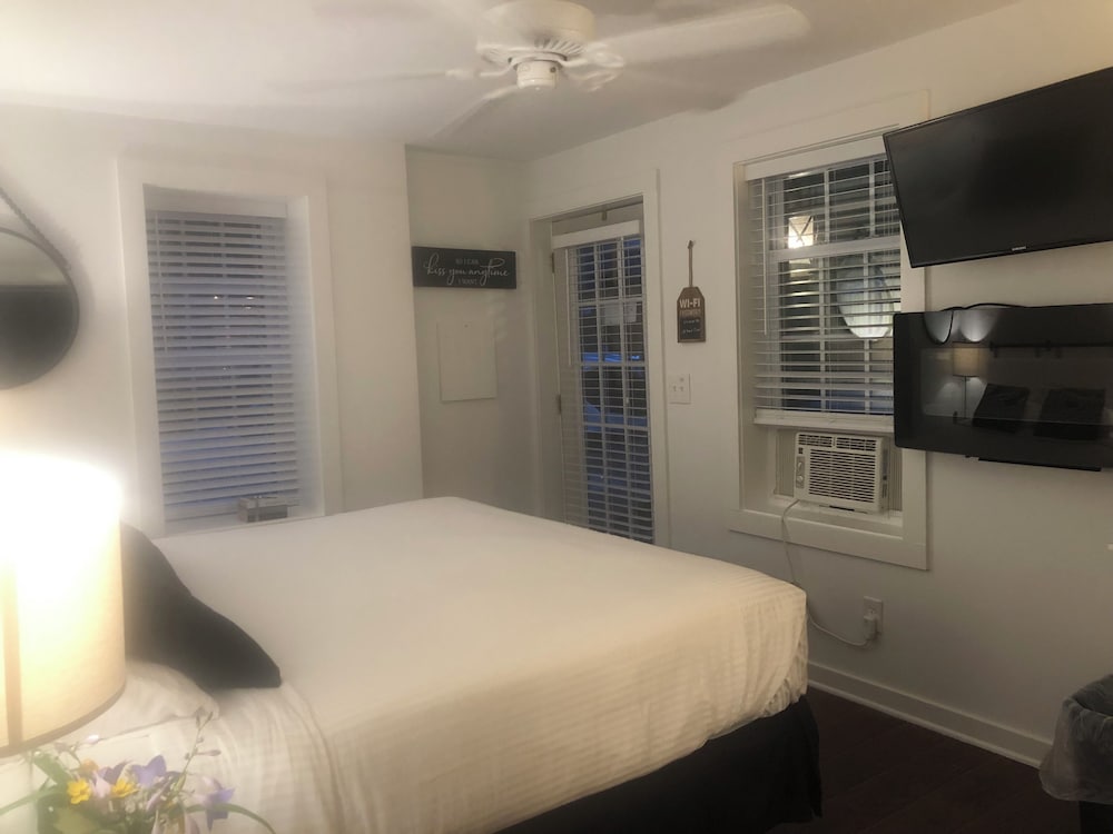 18 vine inn and carriage house