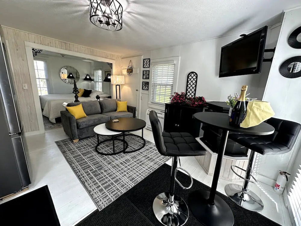 18 vine inn and carriage house