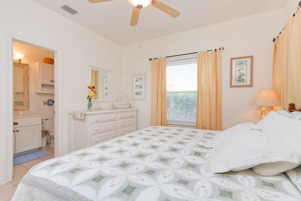 los cabos iii condominiums by cheap getaway