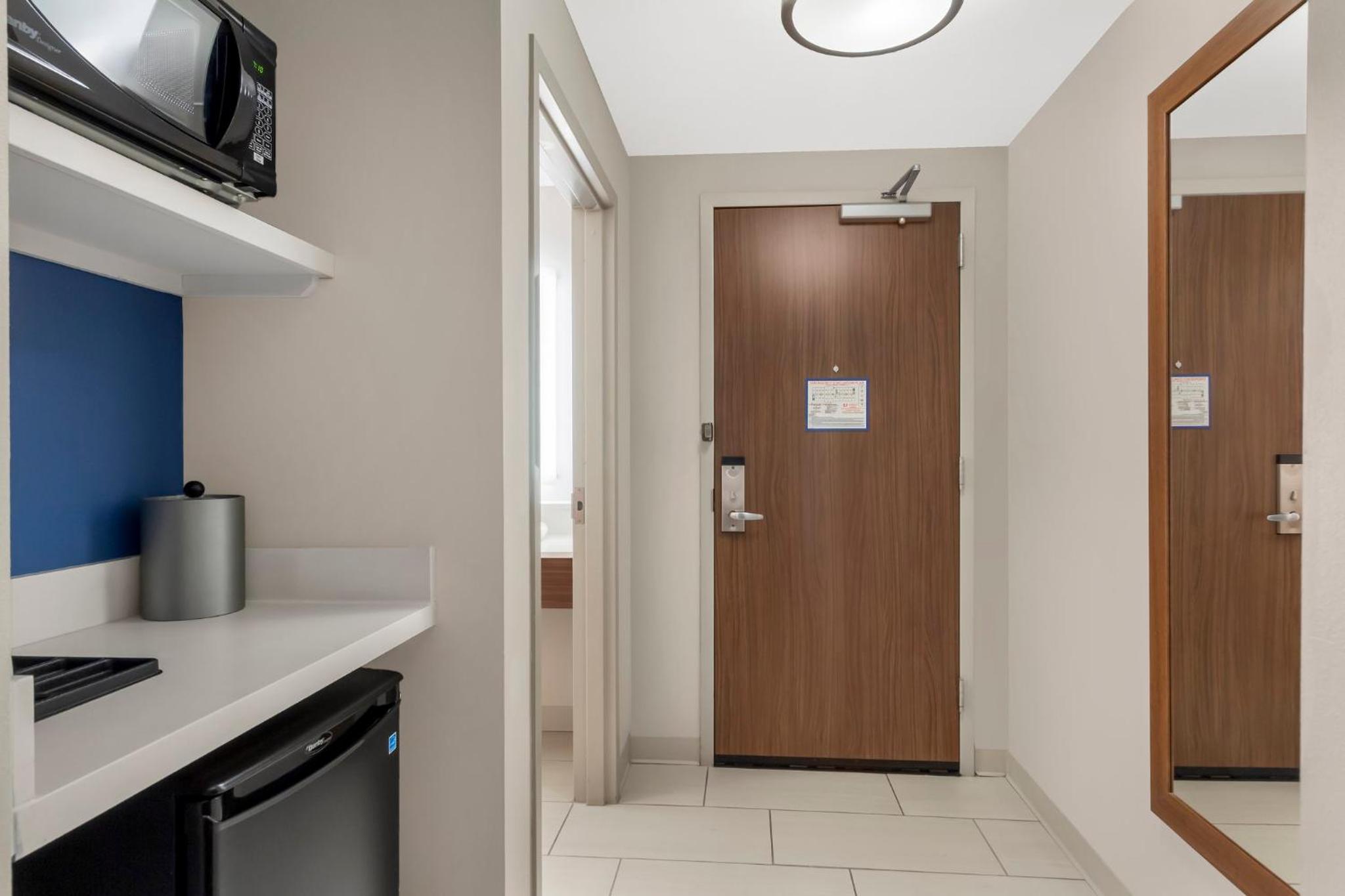 holiday inn express spring hill by ihg