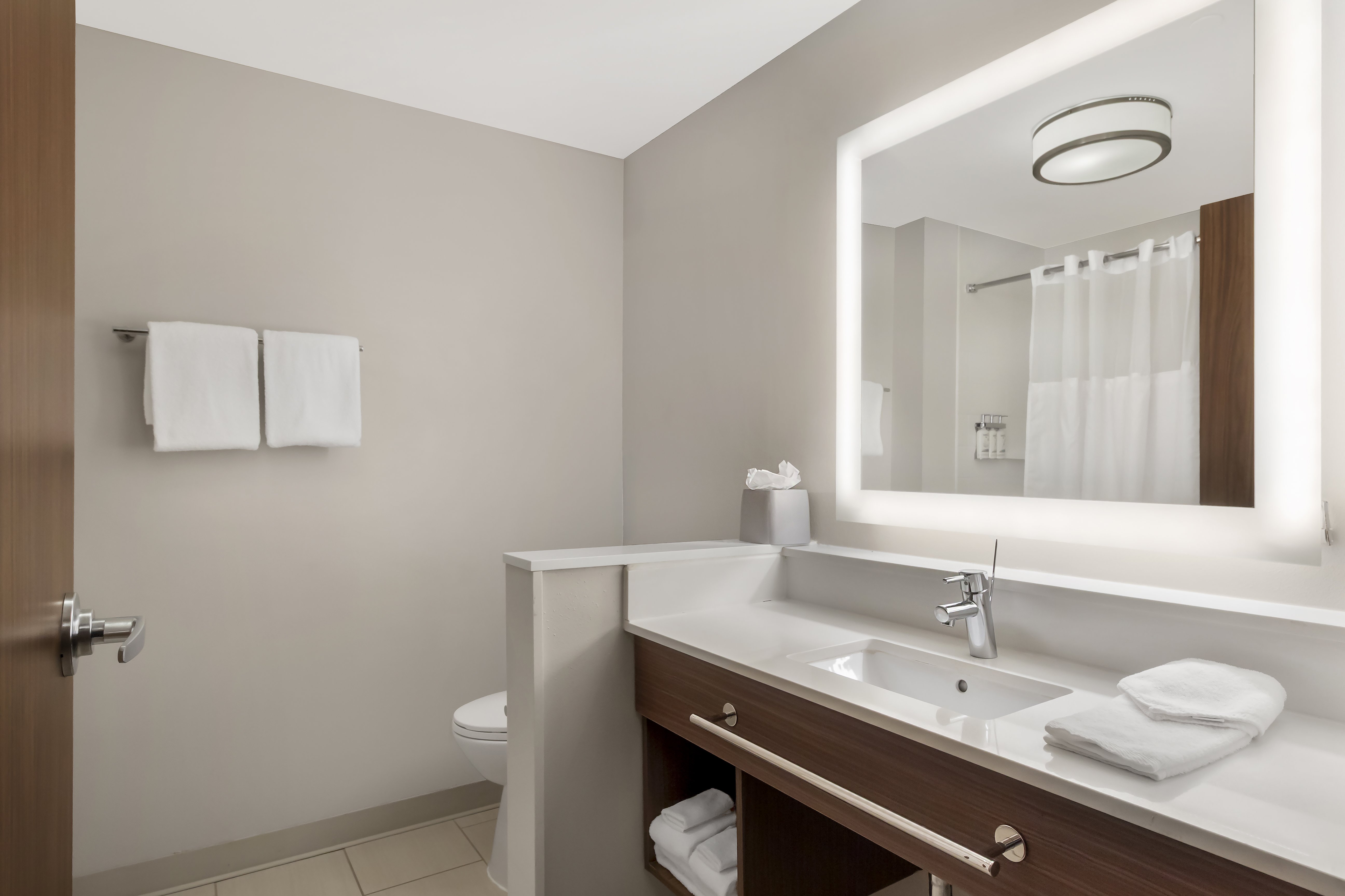 holiday inn express spring hill by ihg