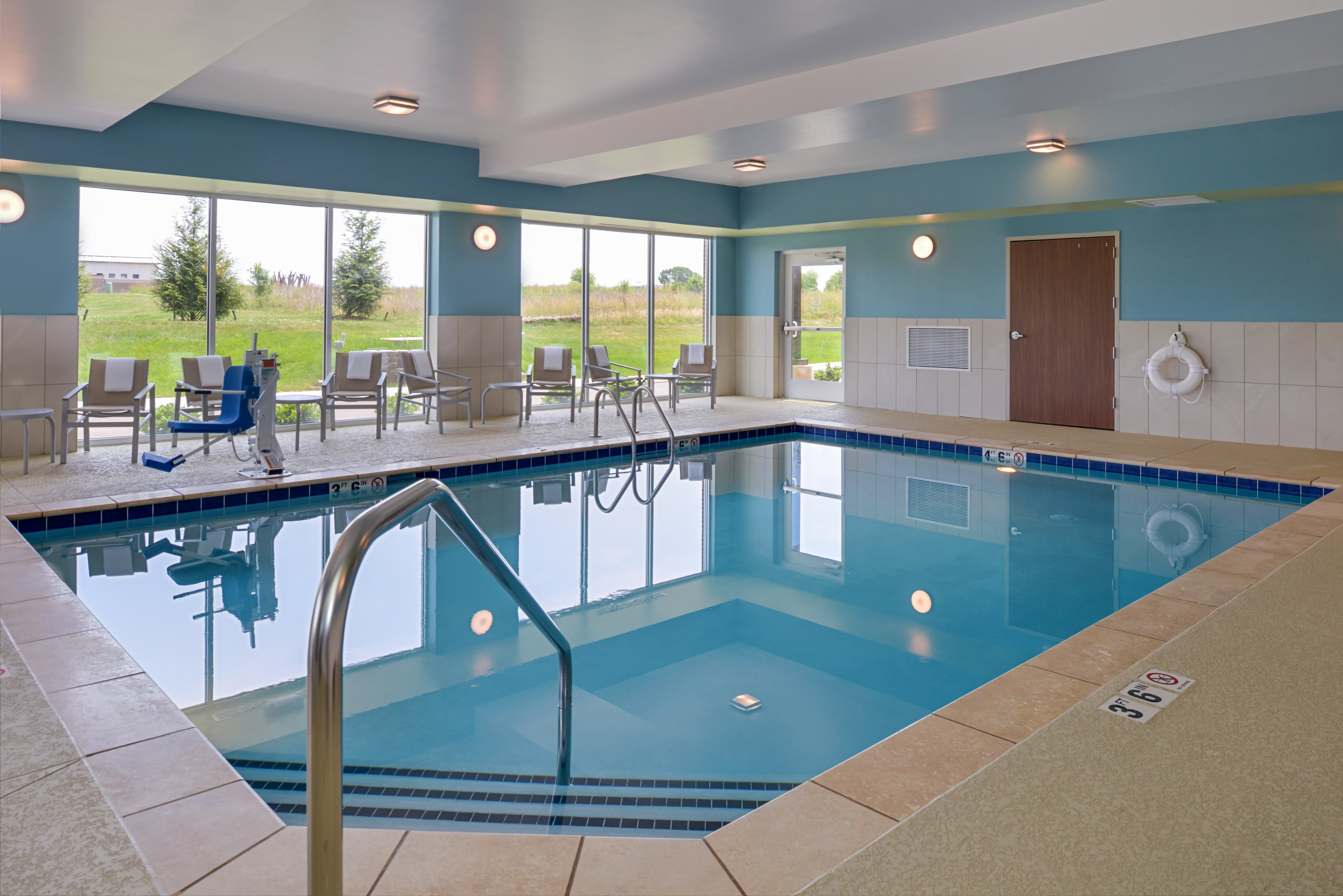 holiday inn express spring hill by ihg