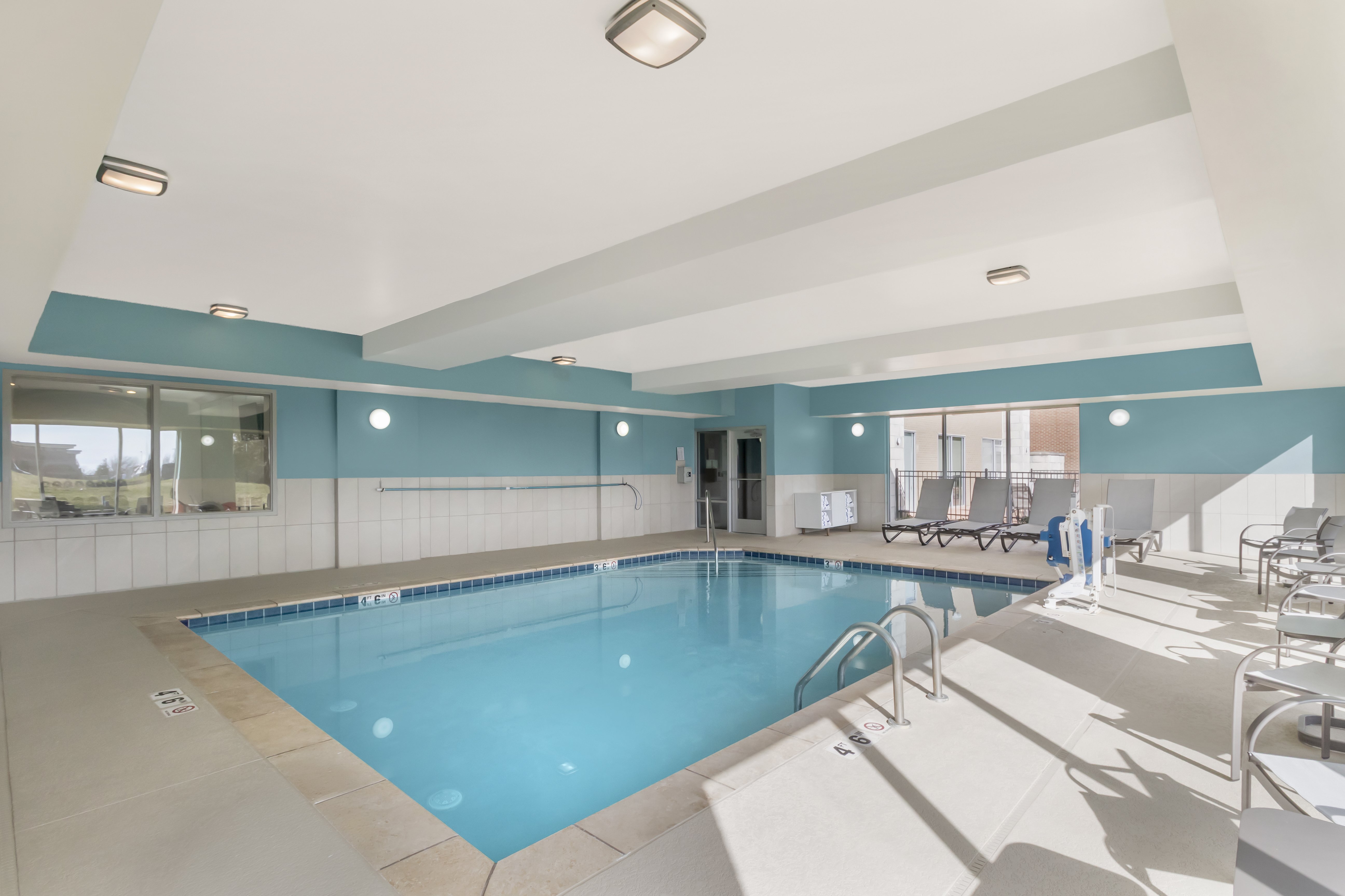 holiday inn express spring hill by ihg
