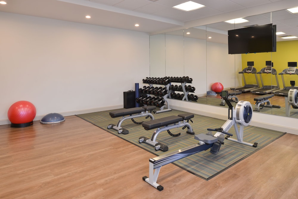 holiday inn express spring hill by ihg
