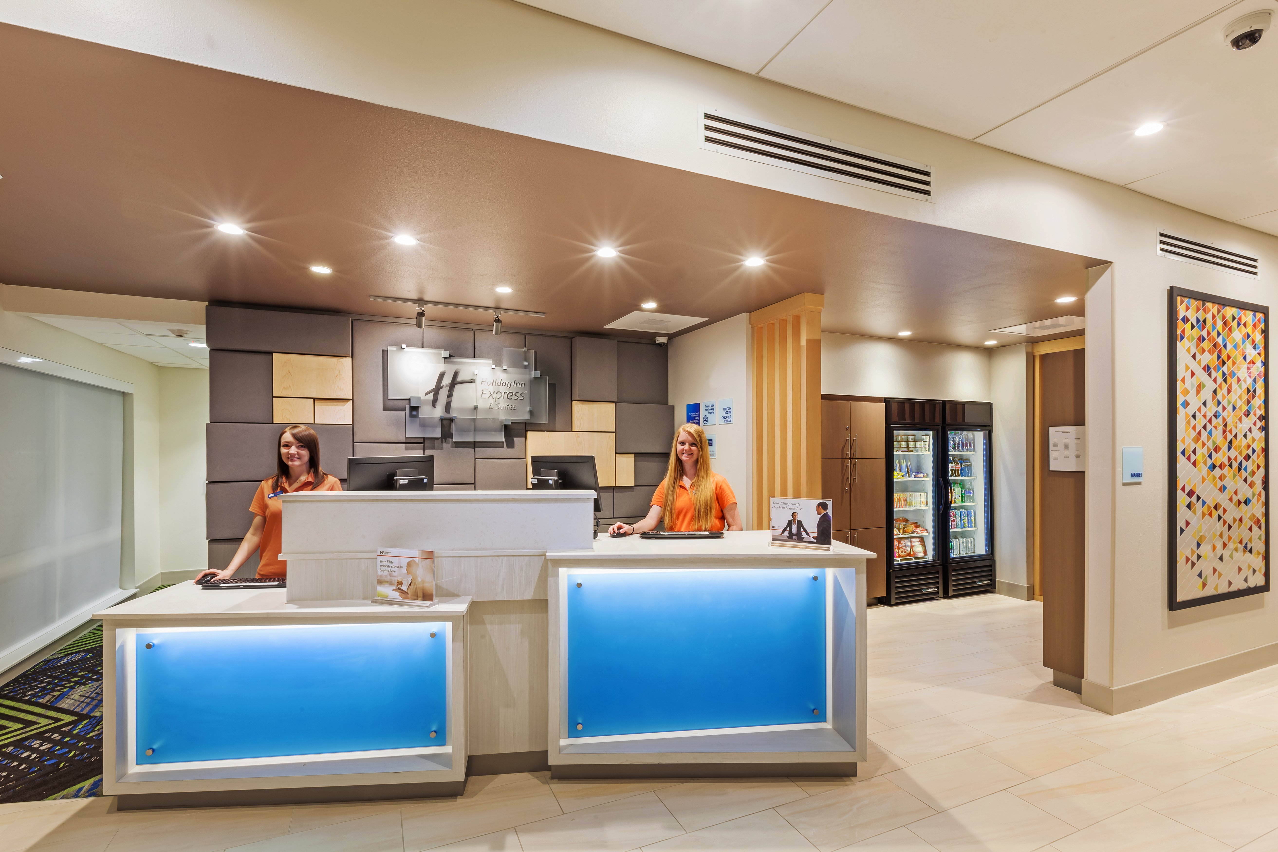 holiday inn express and suites chanute by ihg
