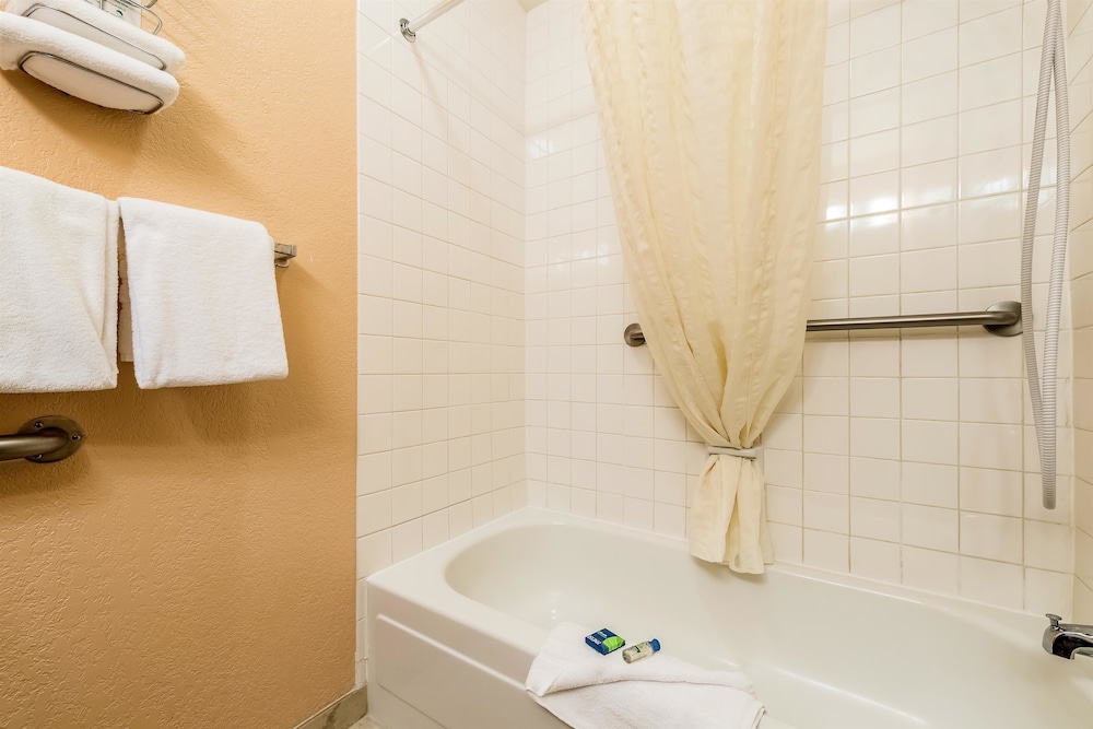 surestay hotel by best western wenatchee
