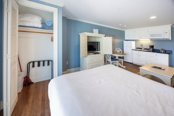 beachside village resort