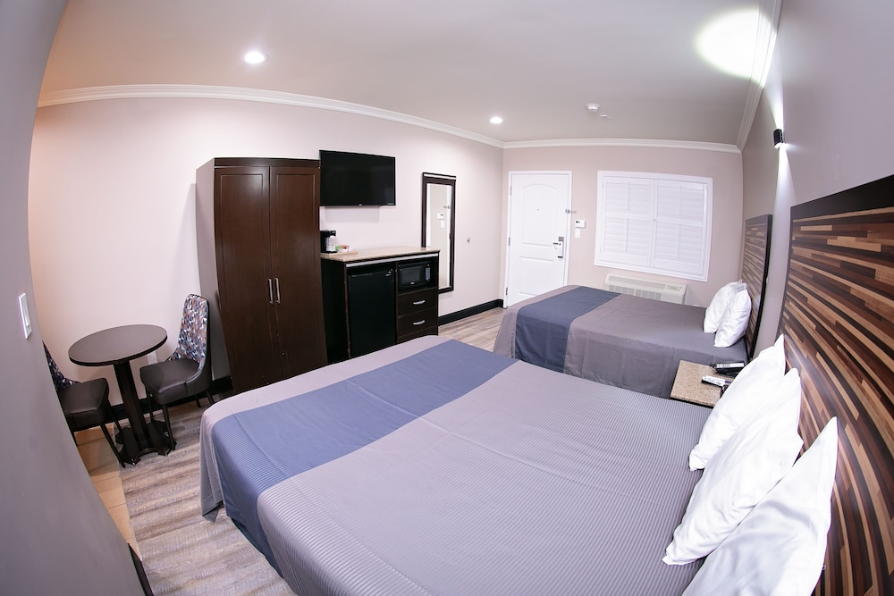 diamond bell inn and suites
