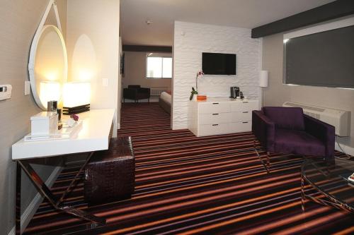 lexen hotel hollywood walk of fame