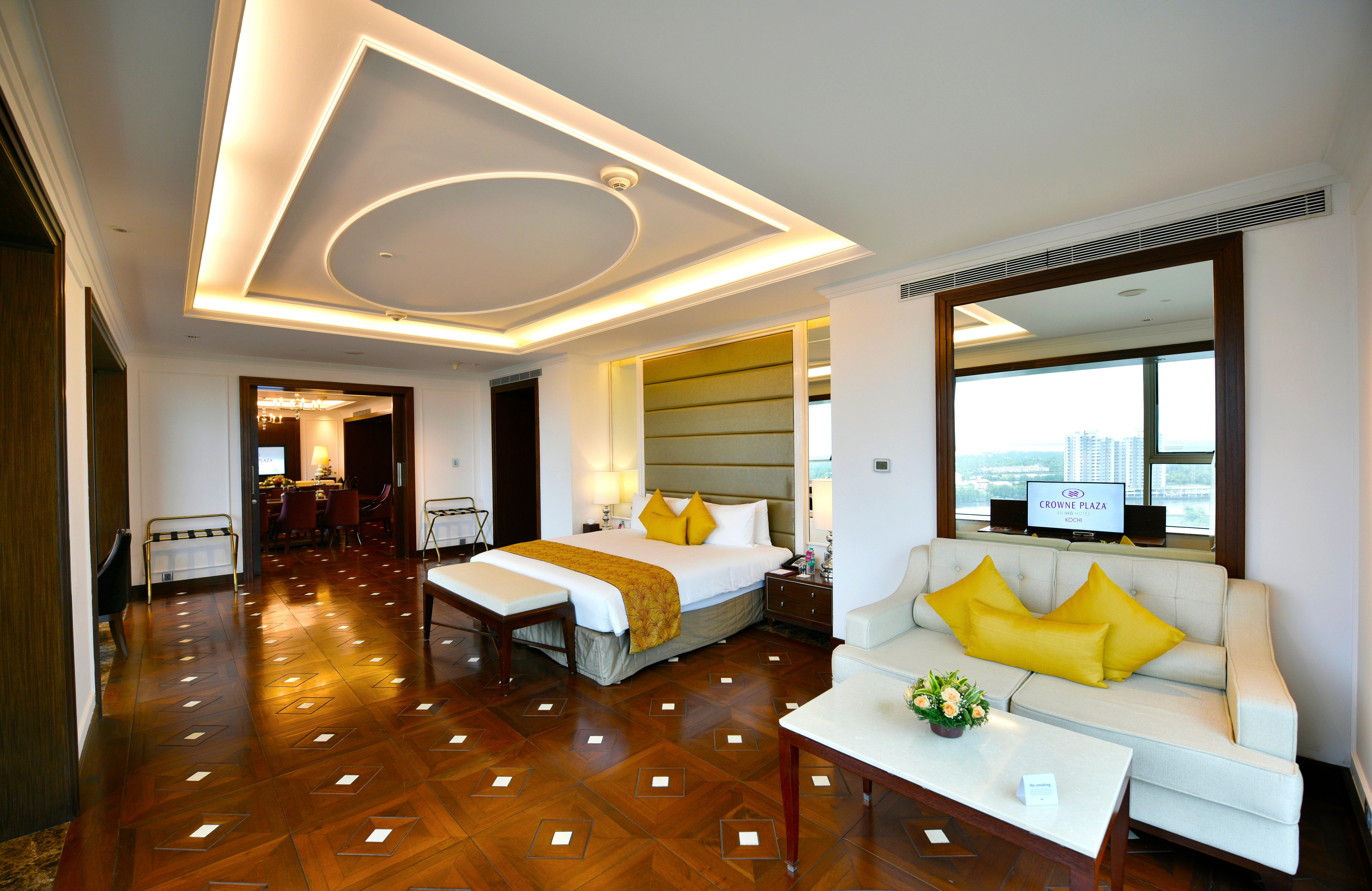 crowne plaza kochi by ihg