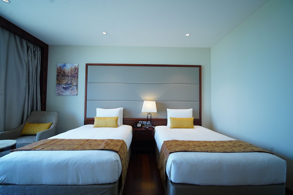 crowne plaza kochi by ihg