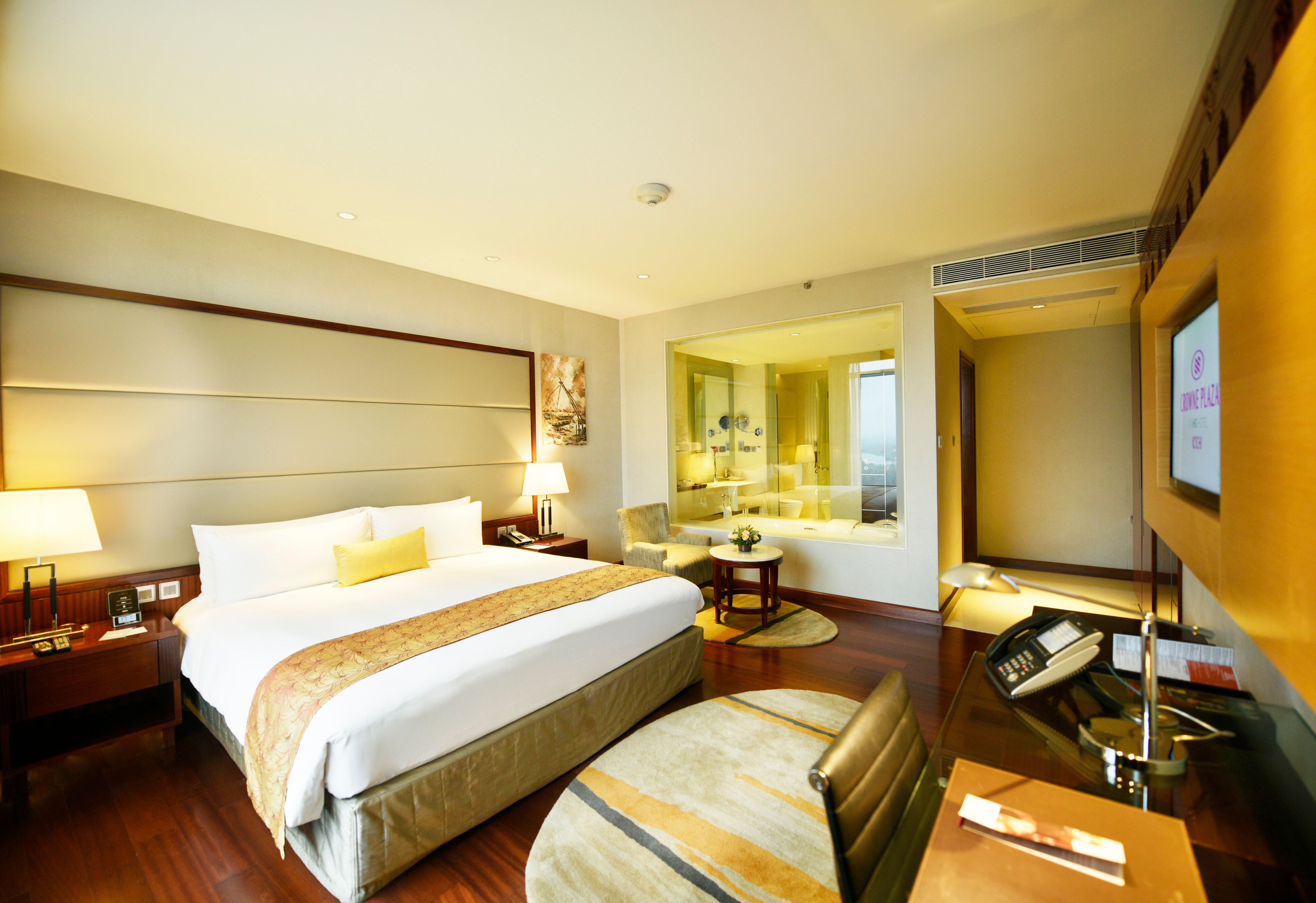 crowne plaza kochi by ihg