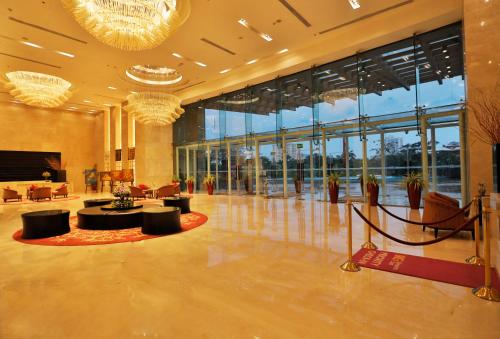 crowne plaza kochi by ihg