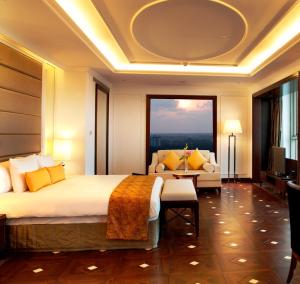 crowne plaza kochi by ihg