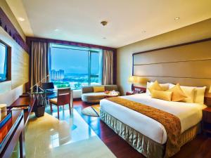 crowne plaza kochi by ihg