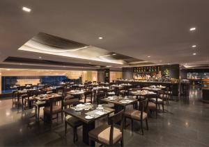 crowne plaza kochi by ihg