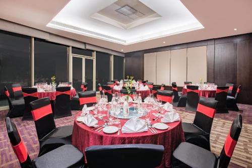 crowne plaza kochi by ihg