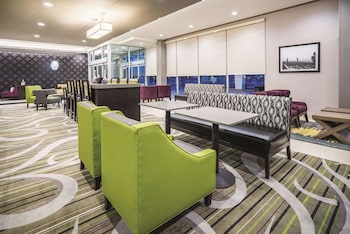 La Quinta Inn & Suites By Wyndham Clifton Park/Saratoga Area,Clifton Park>>Albany,3 star